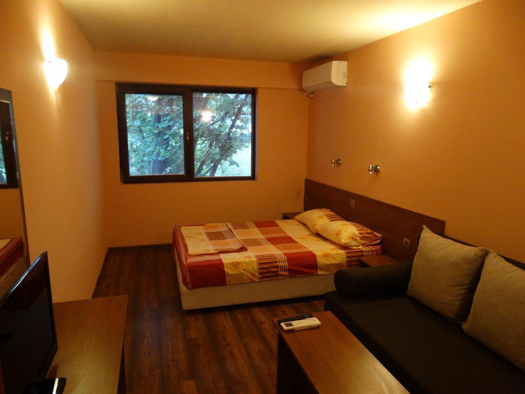 Hotel Grivitsa Pleven Buitenkant foto